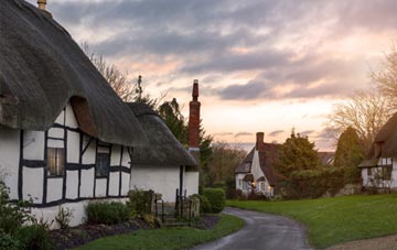 is Hollins Green thatch roofing popular
